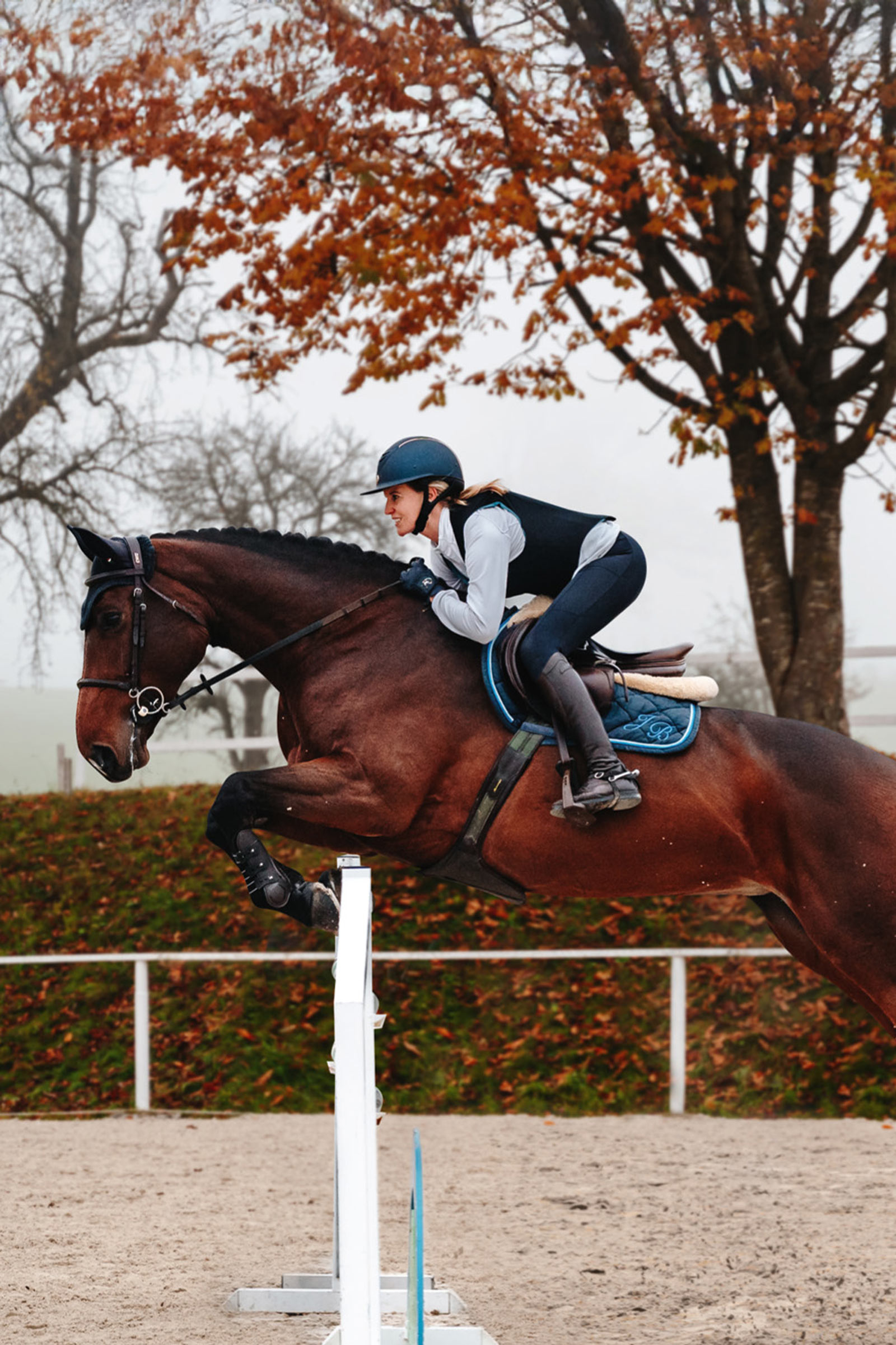 Komperdell FlexFit Ballistic Weste mit R&uuml;ckenprotektor, schmale Passform