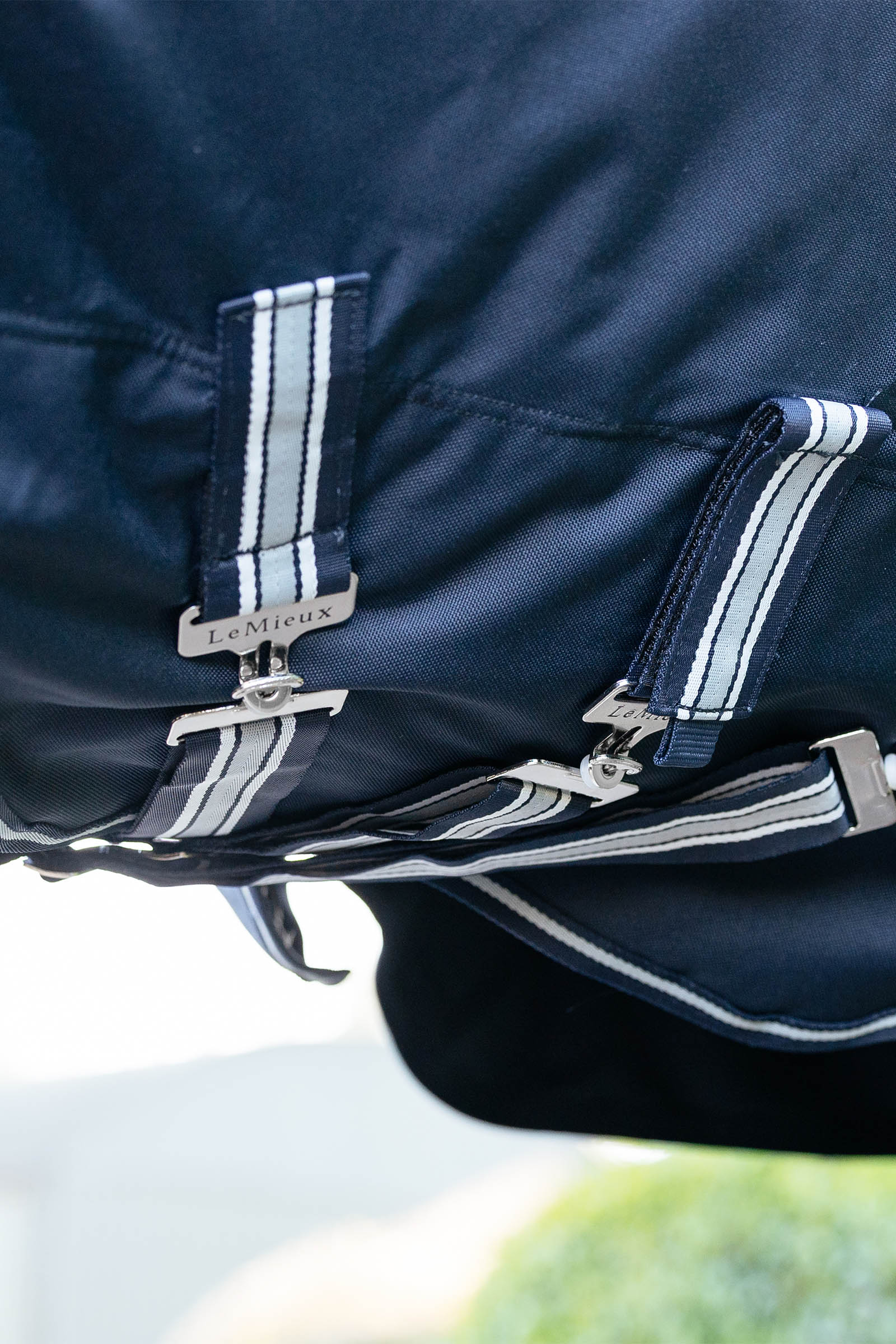 LeMieux Arika Storm-Tek Weidedecke mit abnehmbarem Halsstück, 200 g