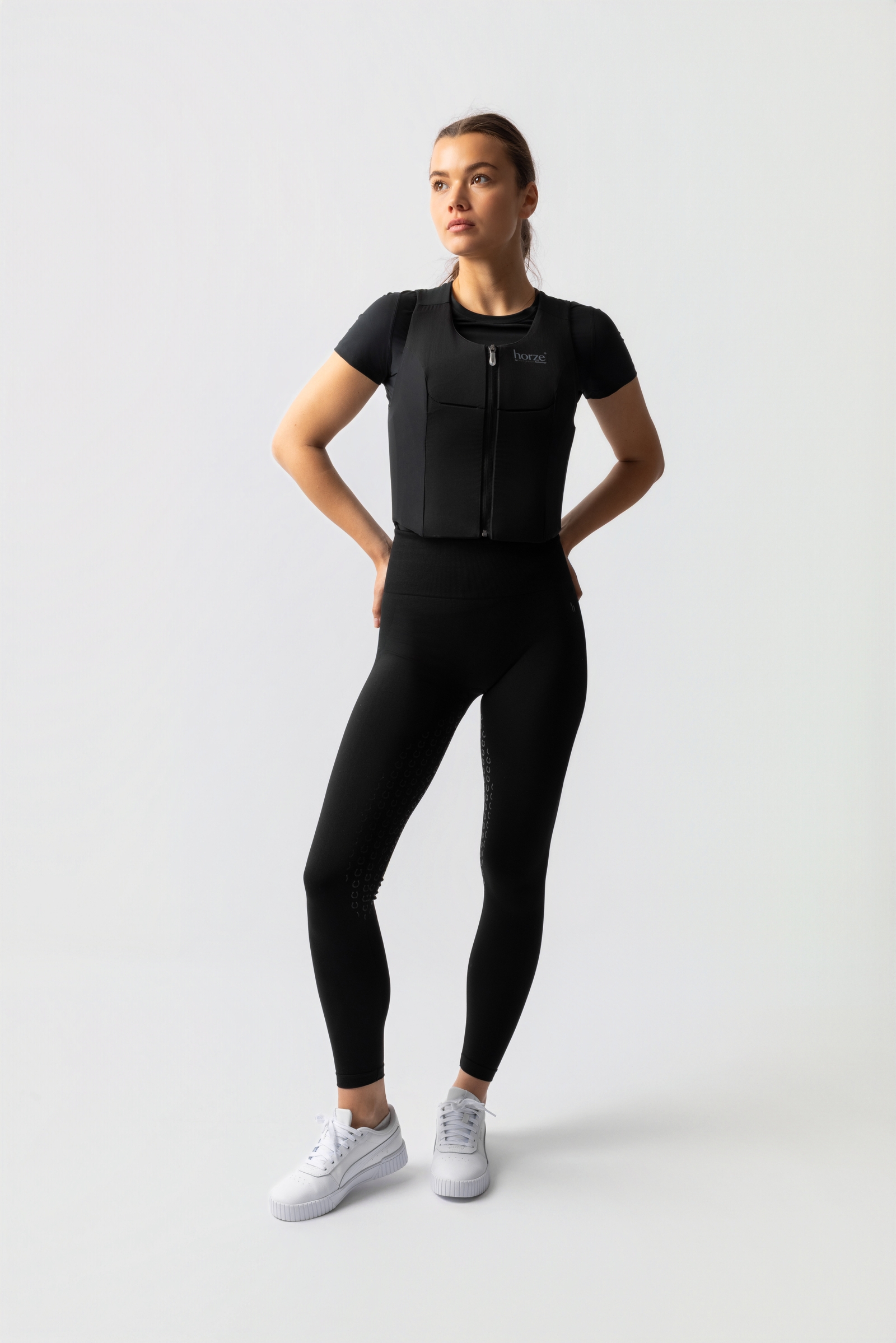 by KOMPERDELL Noreia Damen Ballistic Weste mit R&uuml;ckenprotektor