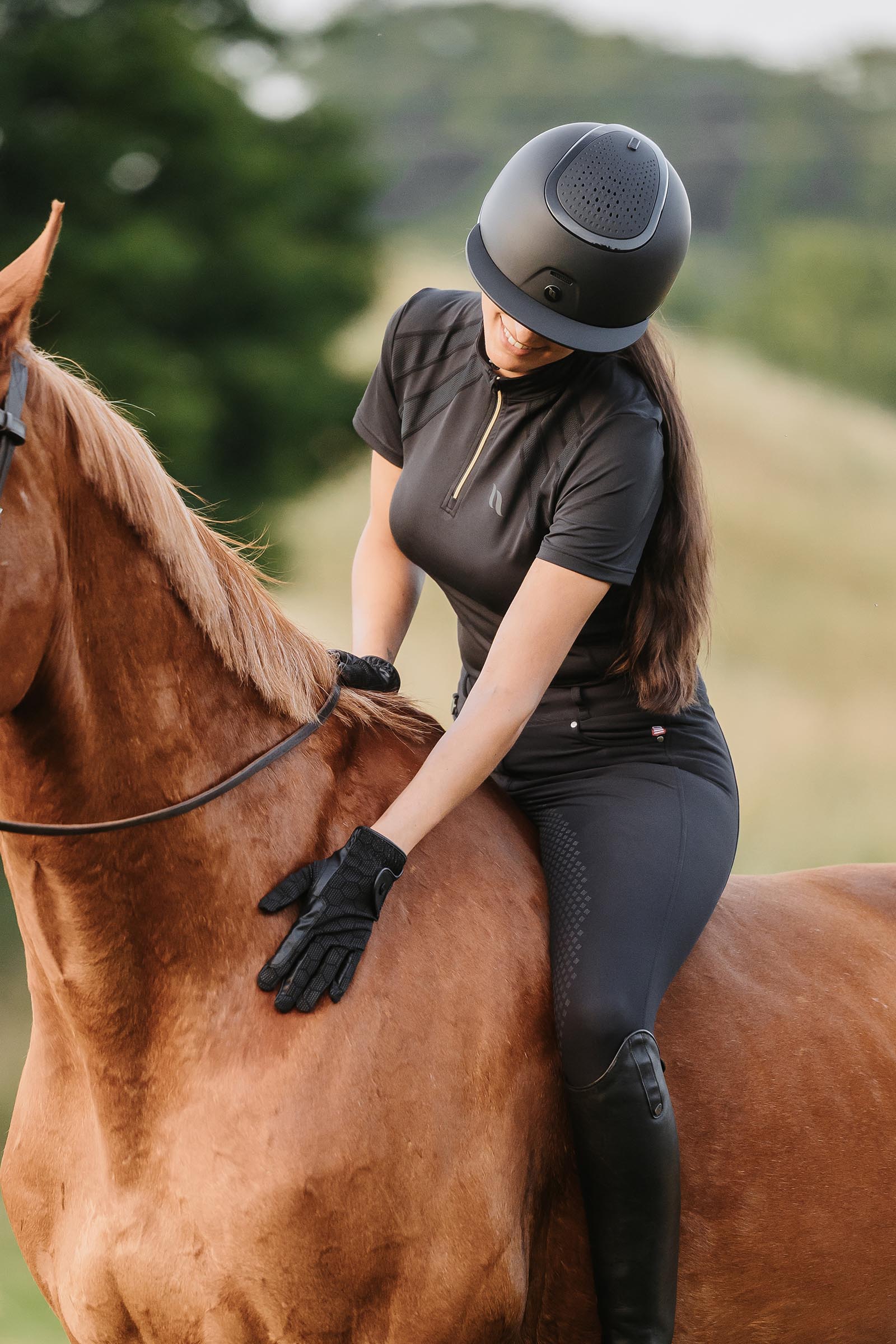 Back on Track Strixx Reithelm