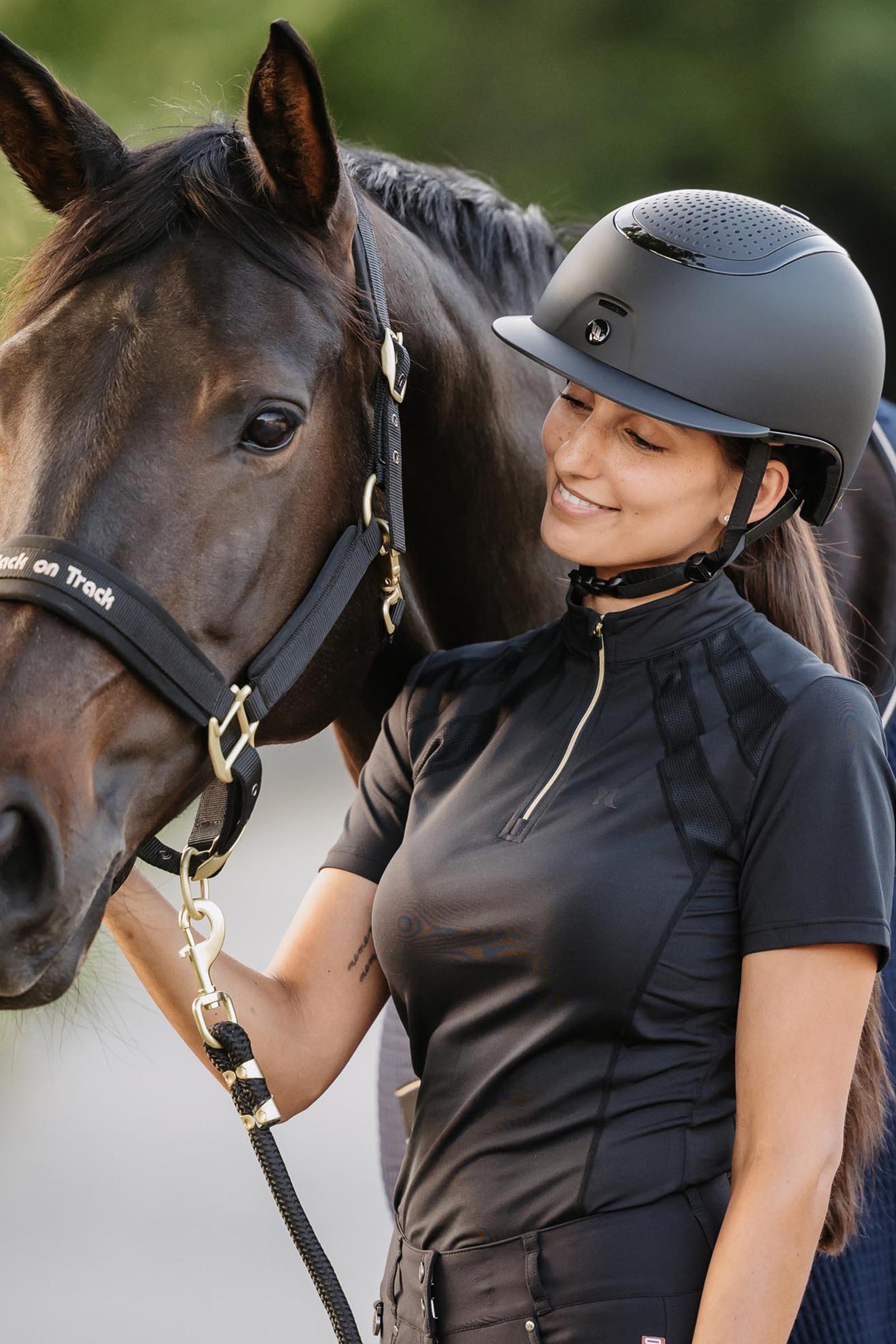 Back on Track Strixx Reithelm