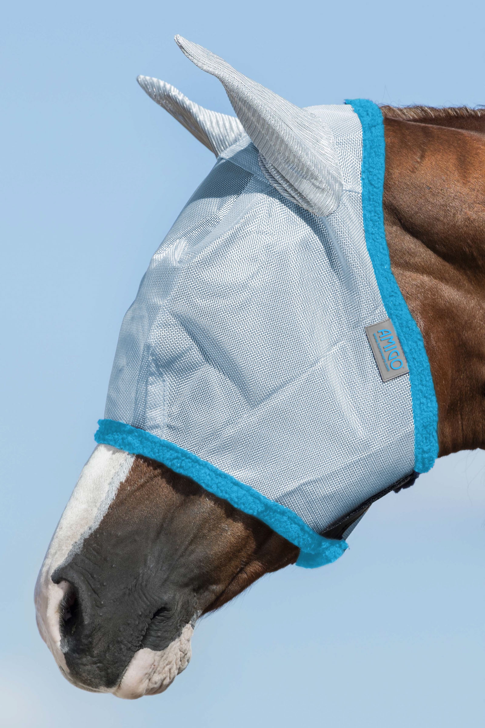Baby Blue / Electric Blue Horseware Amigo Fliegenmaske