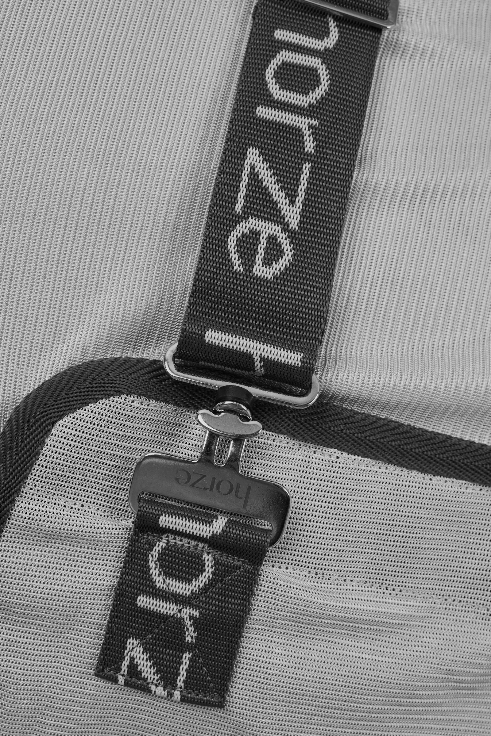 Horze Paso Fino Fliegendecke mit Halsteil und UV Schutz