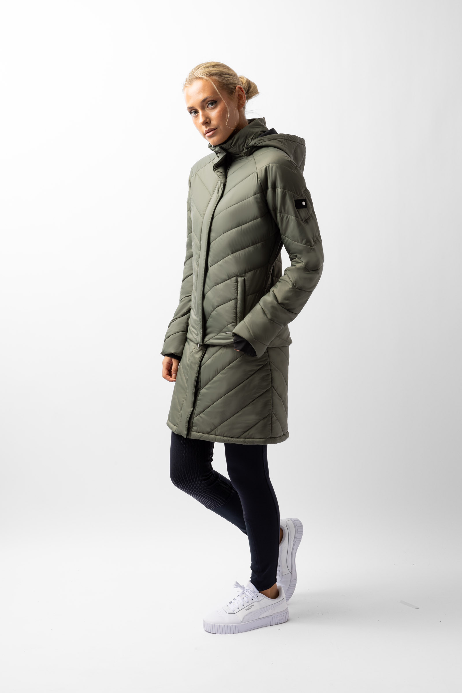 Horze Aurora Gef&uuml;tterte Damen Parka Reitjacke mit abnehmbarem Rock