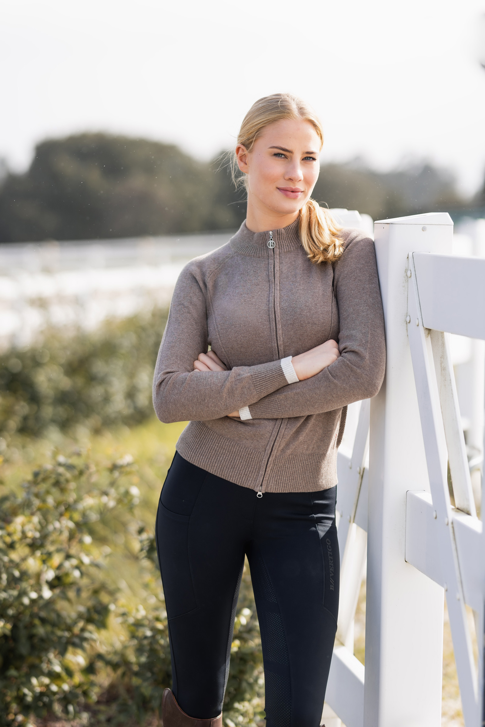 B Vertigo Celina Damen Funktions-Strickjacke