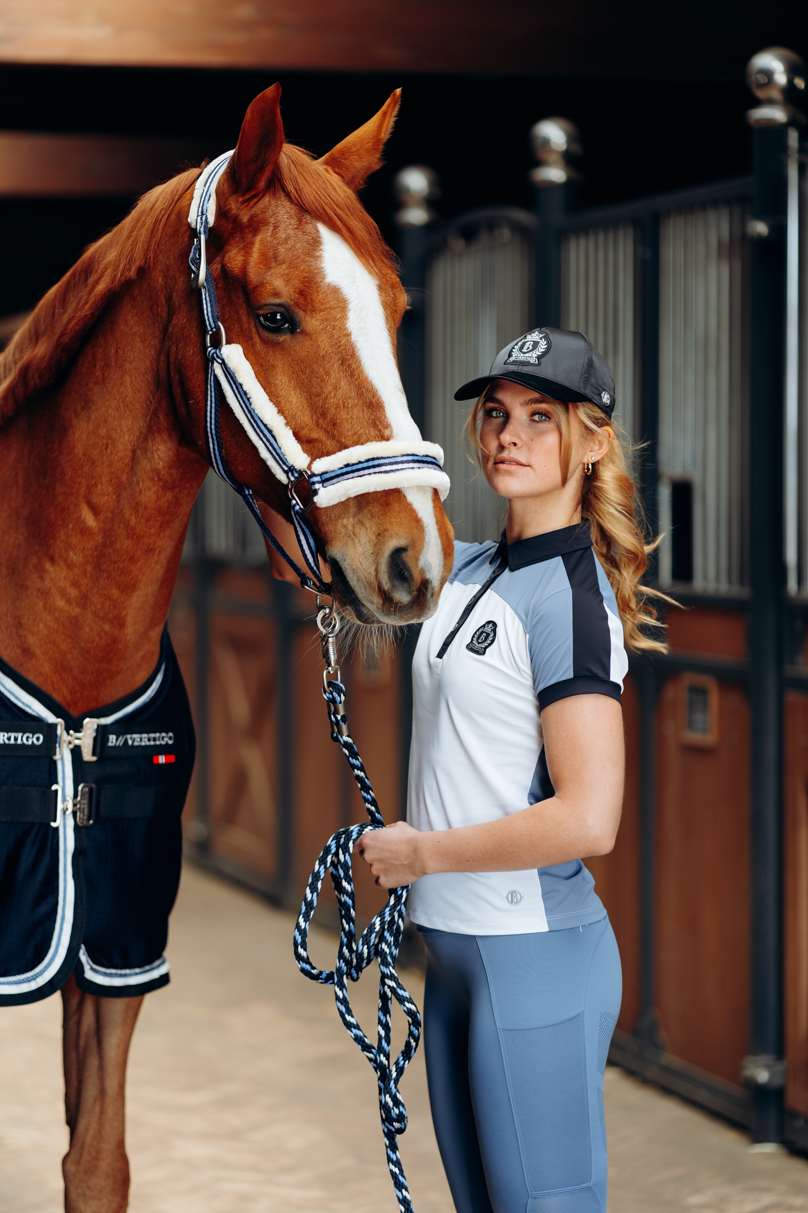 B Vertigo Cameron Halfter mit Kunstfell