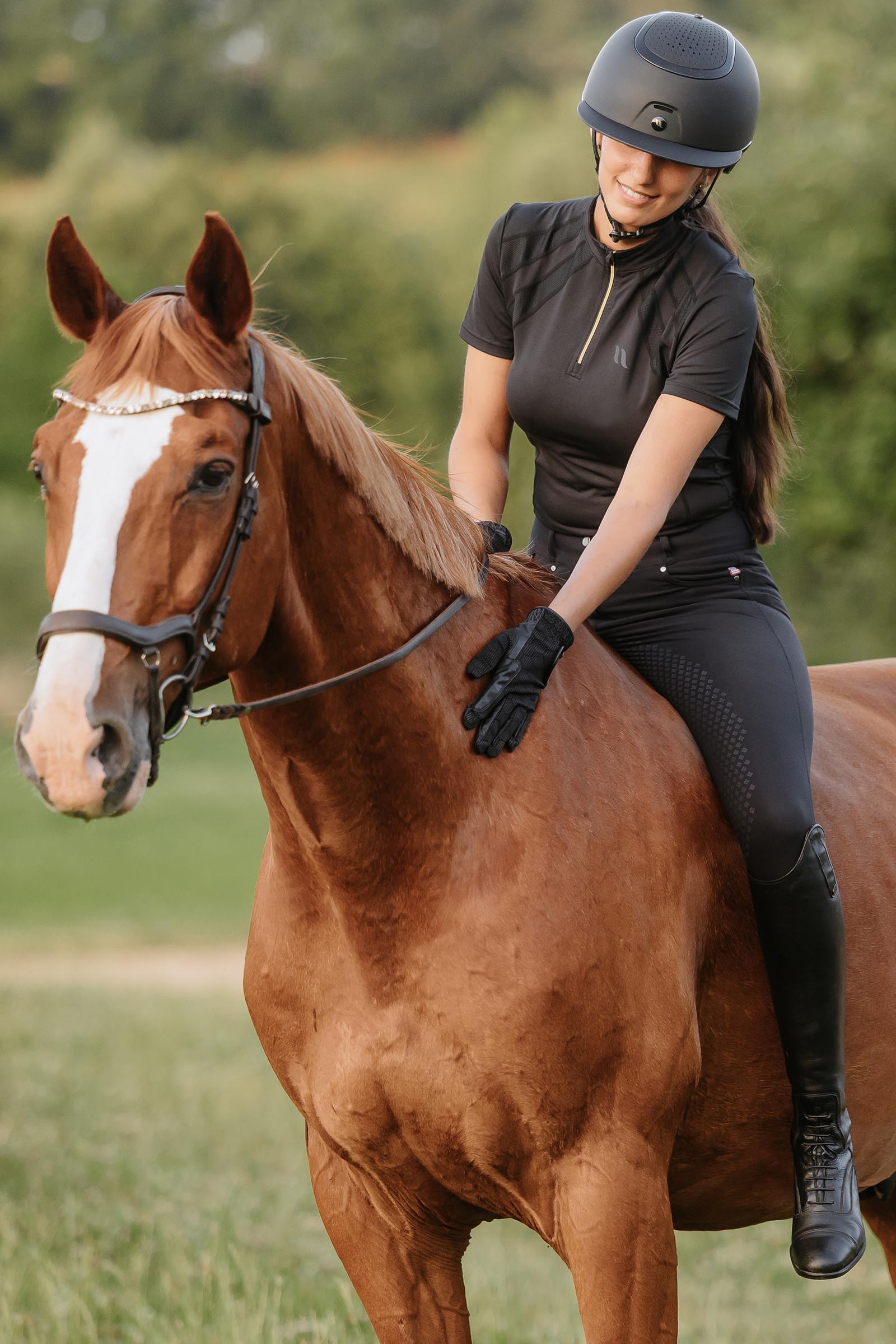 Back on Track Strixx Reithelm