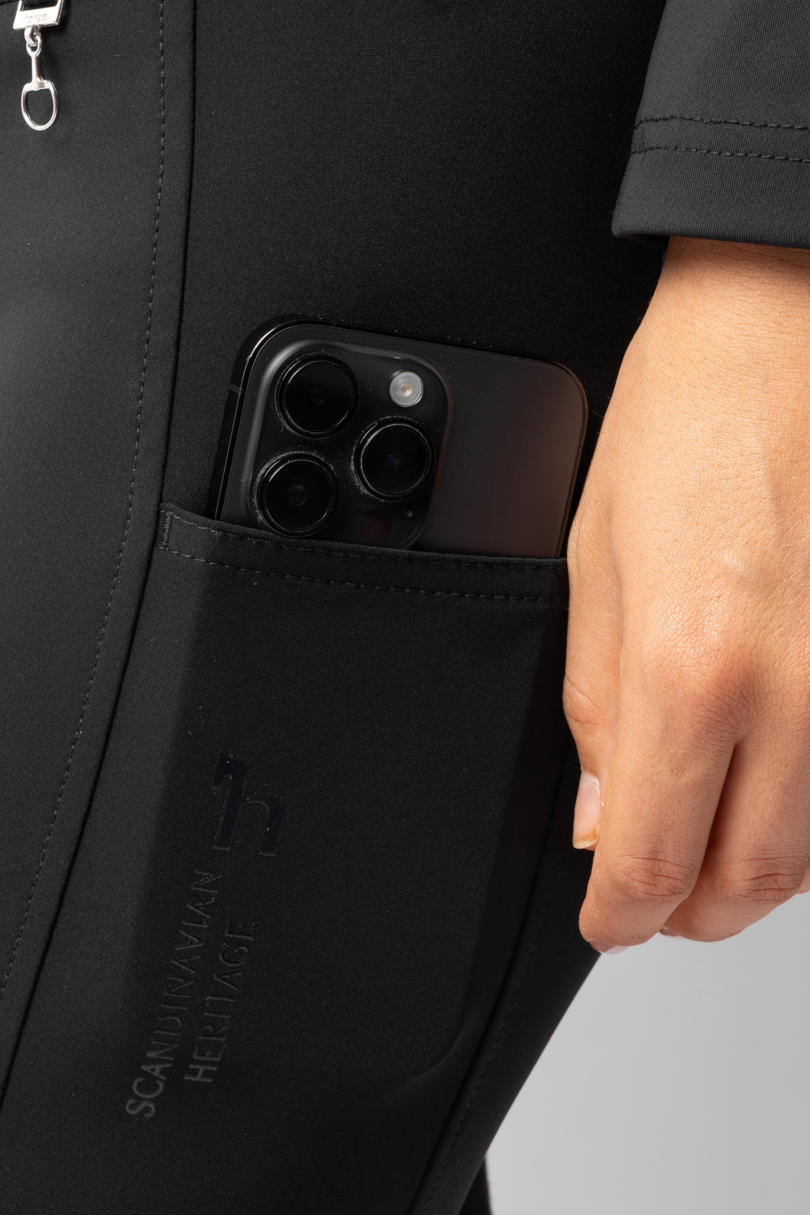 Horze Leonie Damen-Vollbesatzreithose aus veganem Wildleder