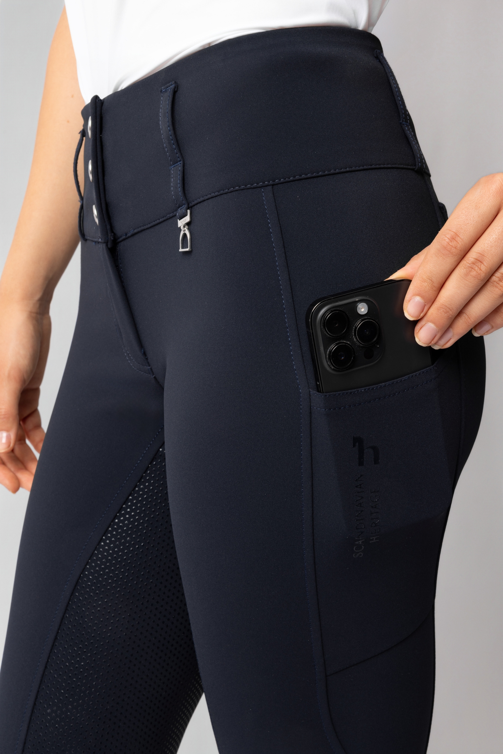 Horze Leonie Damenreithose mit Vollbesatz aus Silikon UPF 40+