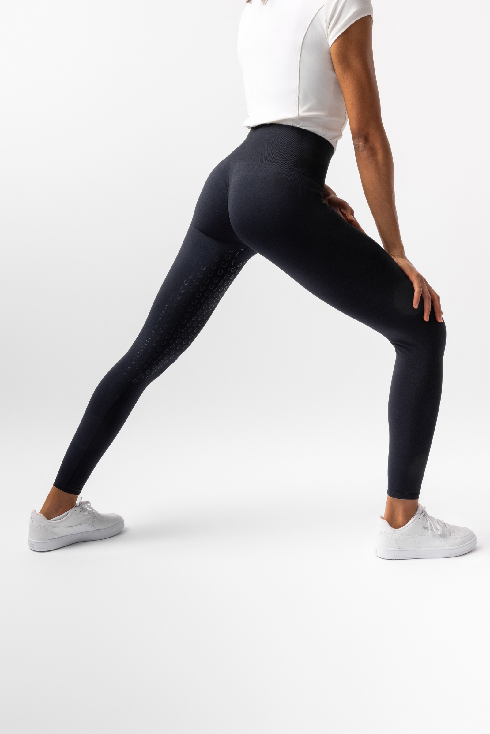 Horze Nessa Nahtlose Vollbesatz Scrunch Reitleggings