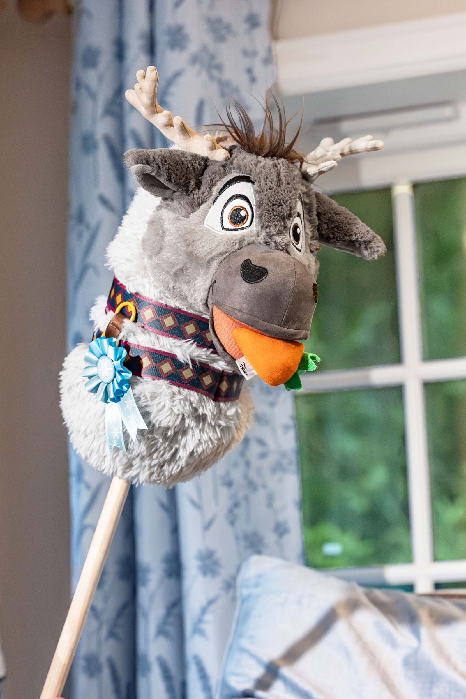 LeMieux Disney Sven Hobby Horse