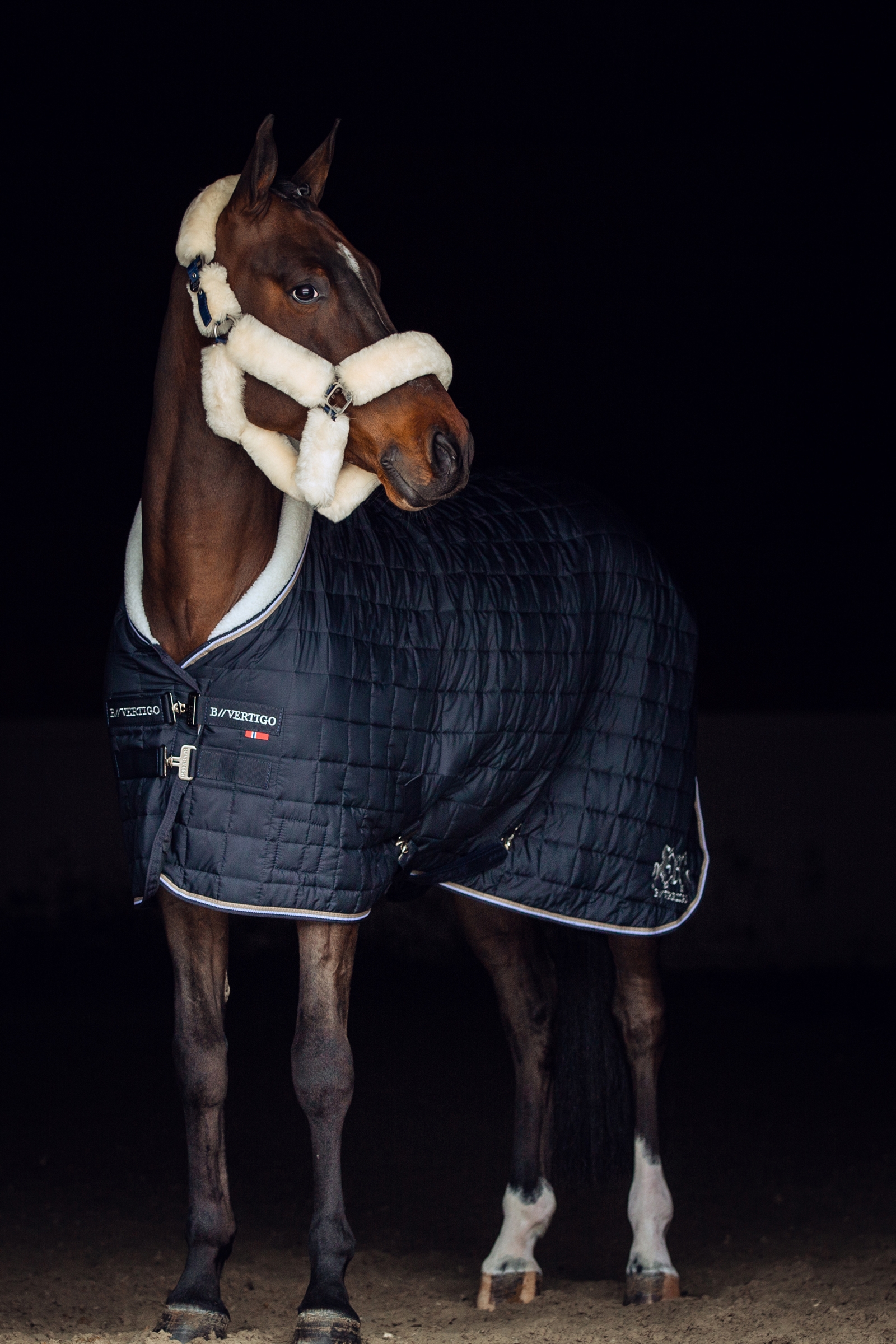 B Vertigo Alaska Halfter mit Kunstfell