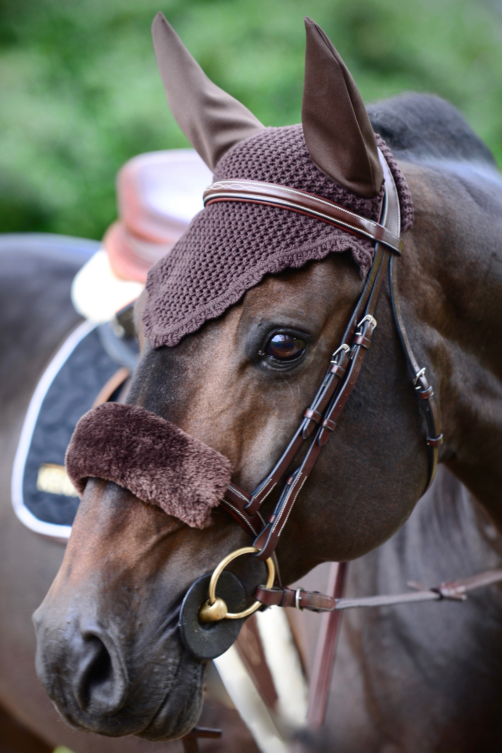 Brown Kentucky Horsewear Lammfell Überzug für den Nasenriemen