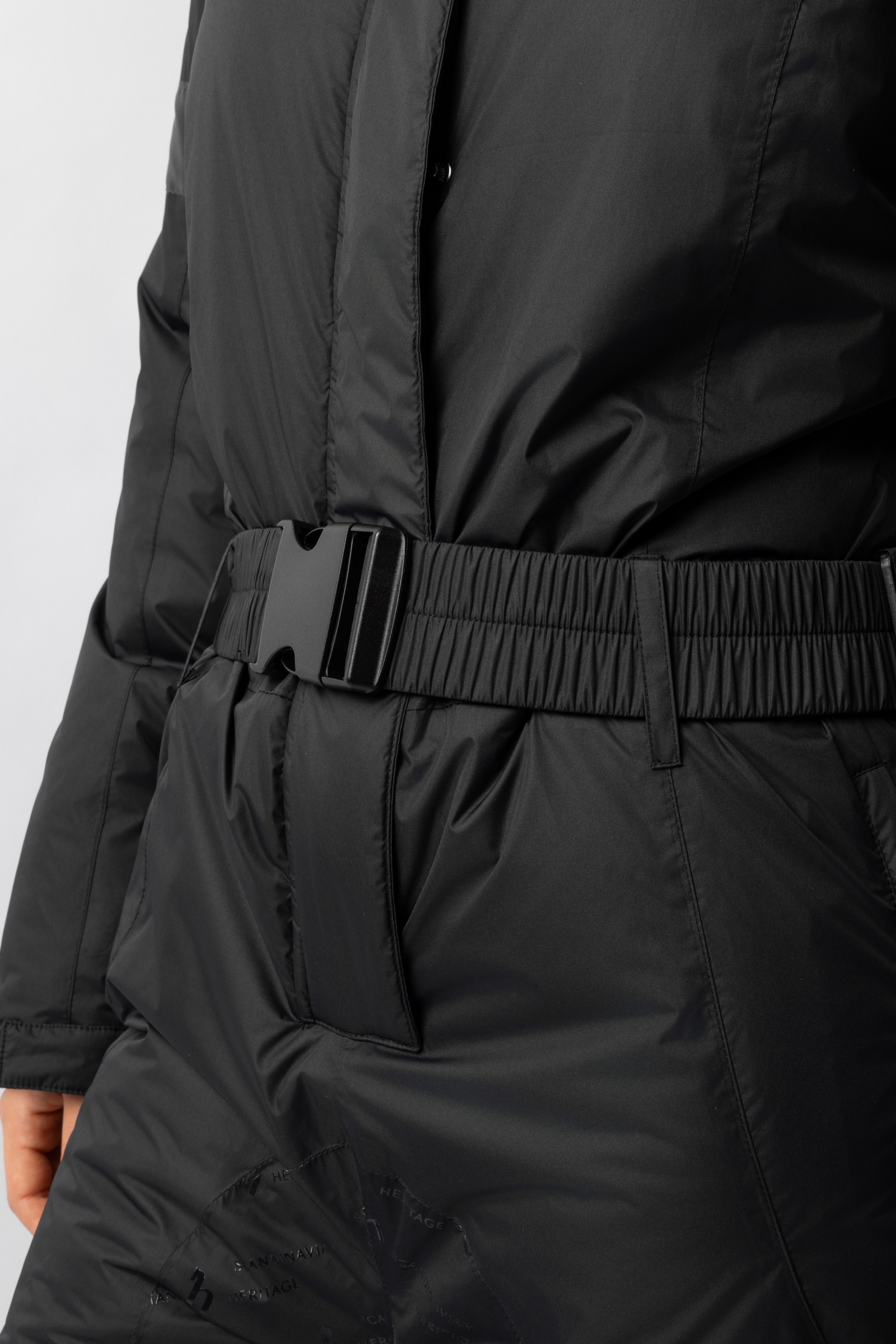 Horze Annica Damen wasserdichter gef&uuml;tterter Overall