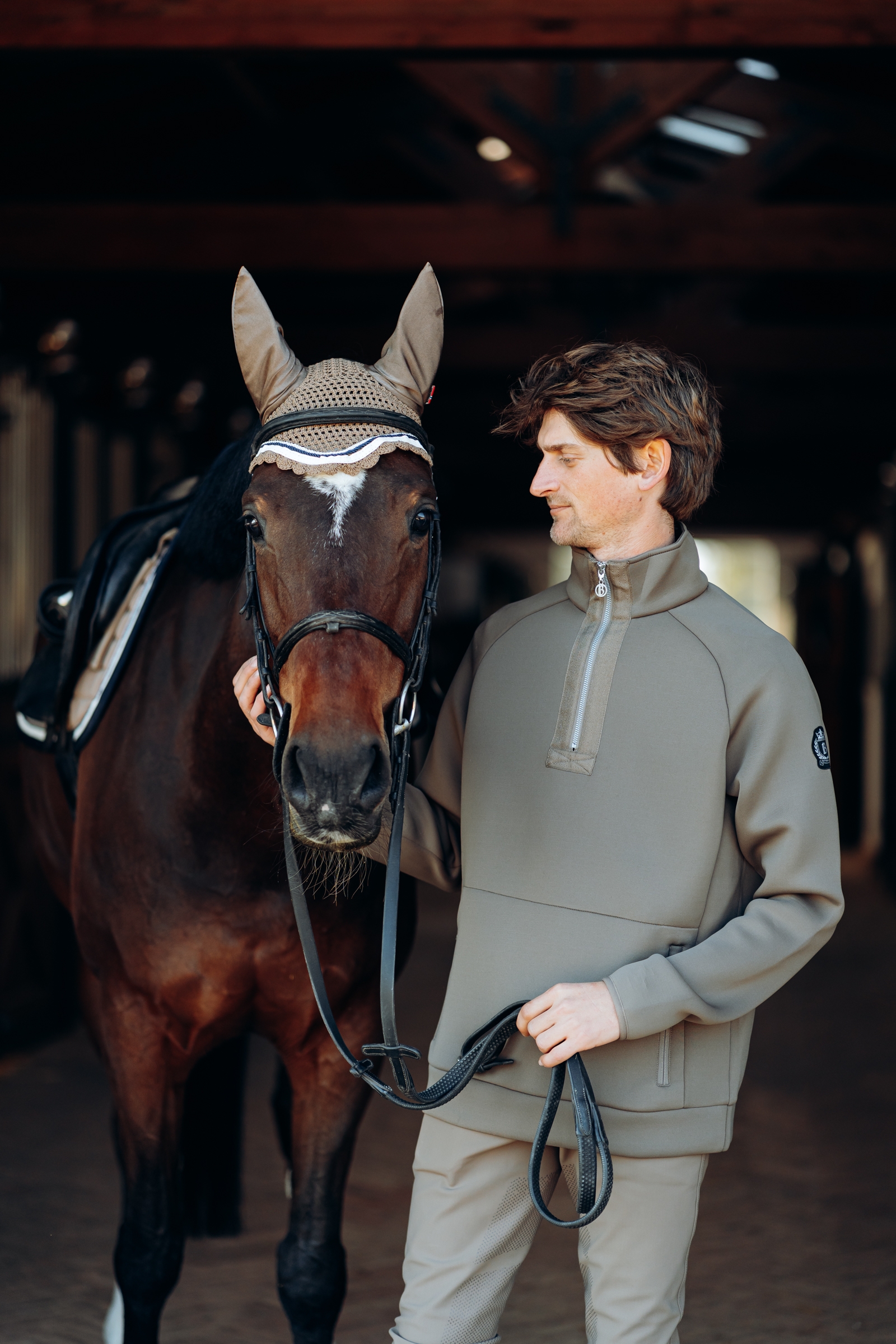 B Vertigo Cameron Fliegenhaube