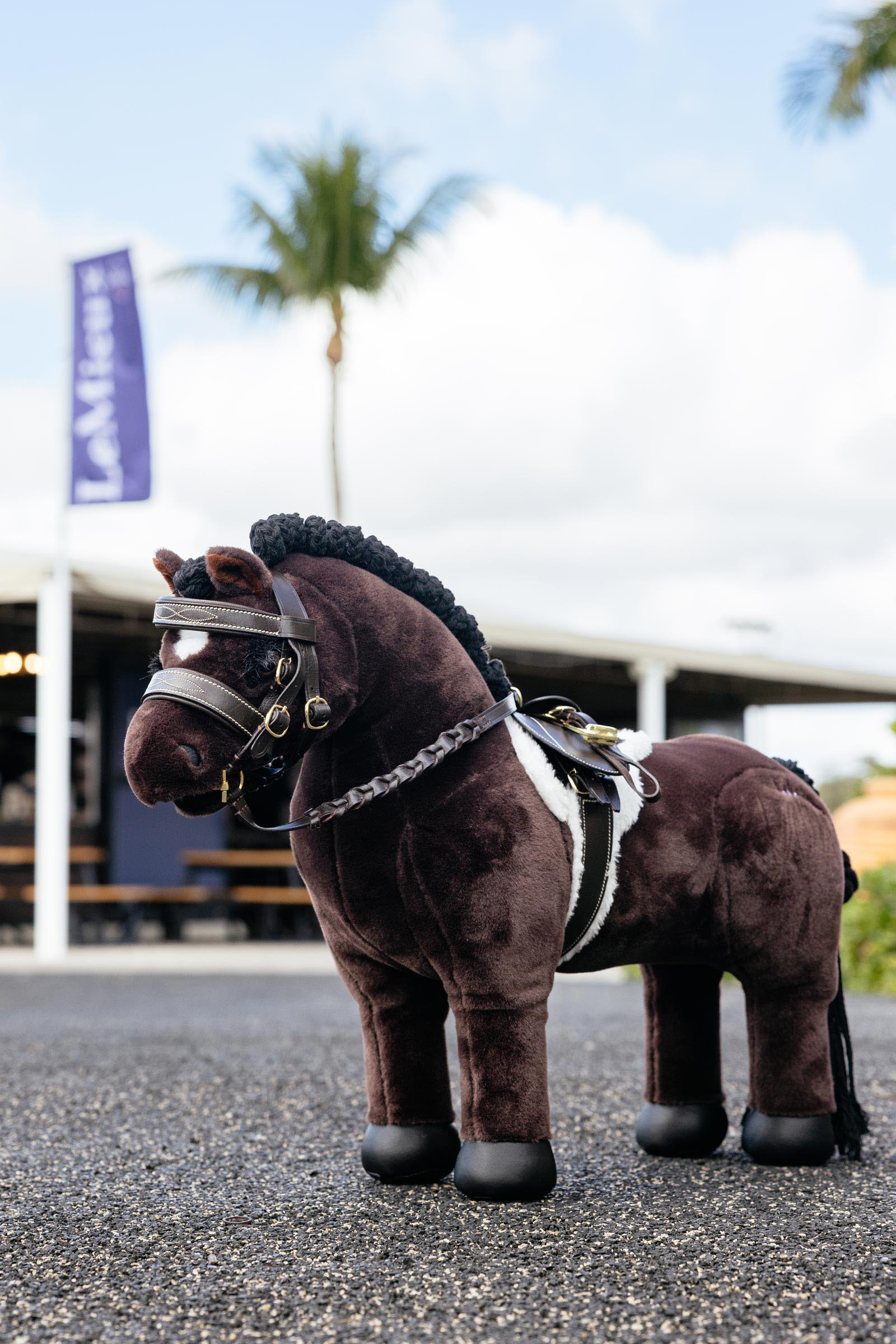 LeMieux Hunter Springschabracke & Gurt f&uuml;r Spielzeugpony