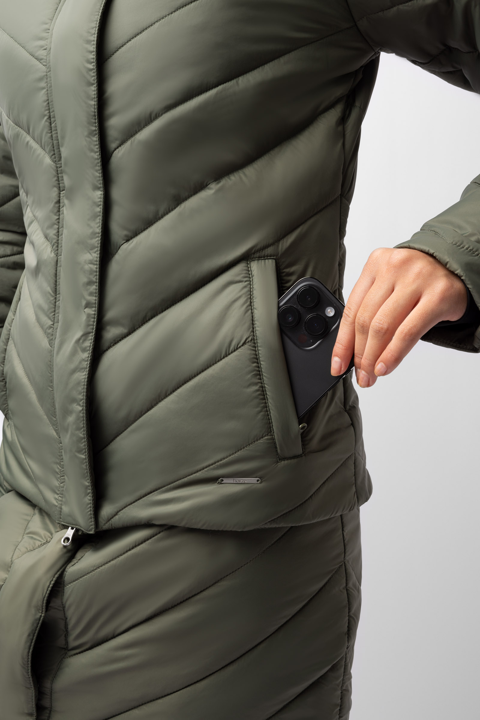 Horze Aurora Gef&uuml;tterte Damen Parka Reitjacke mit abnehmbarem Rock