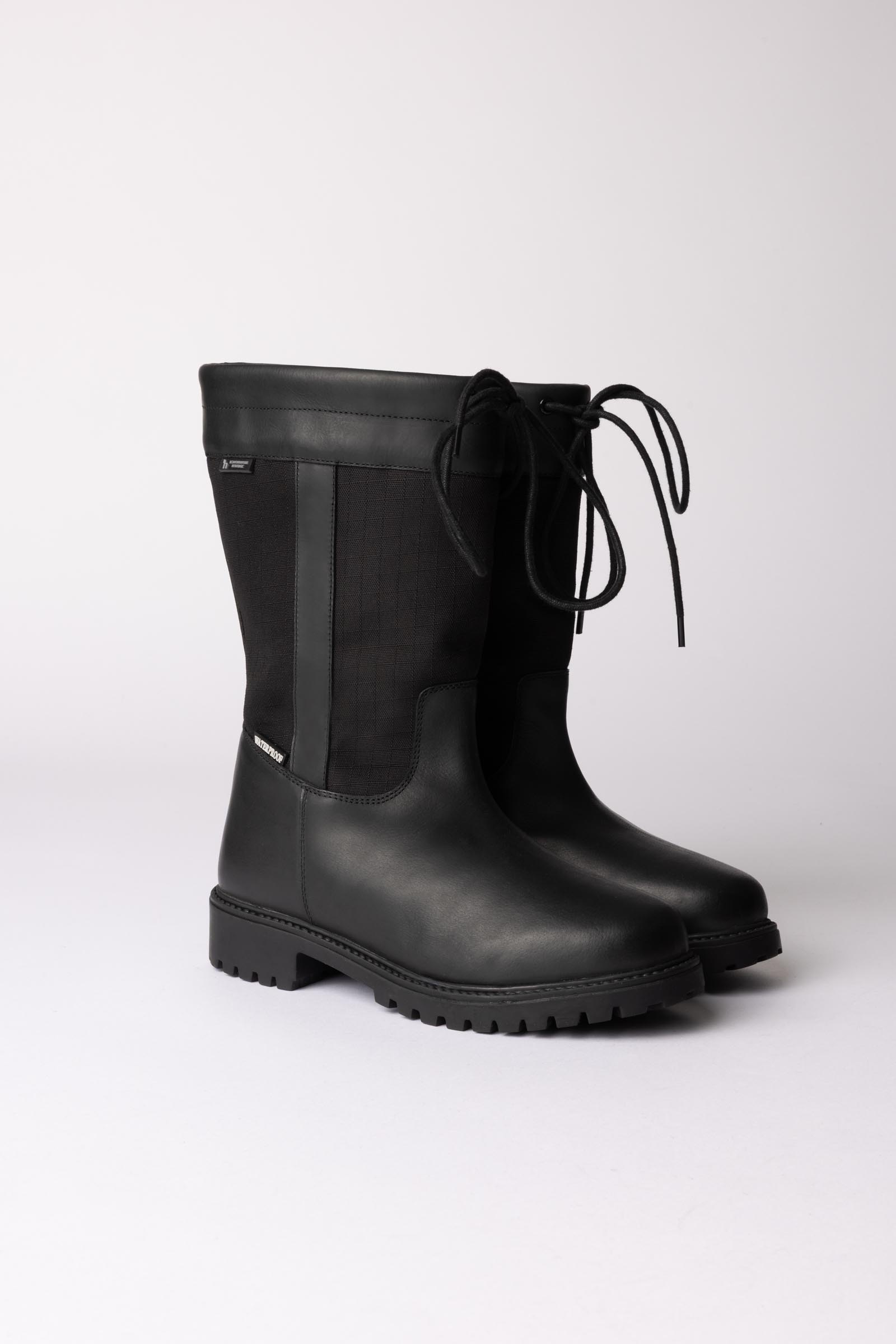 Horze York wasserdichte Outdoorstiefel mit mittelhohem Schaft