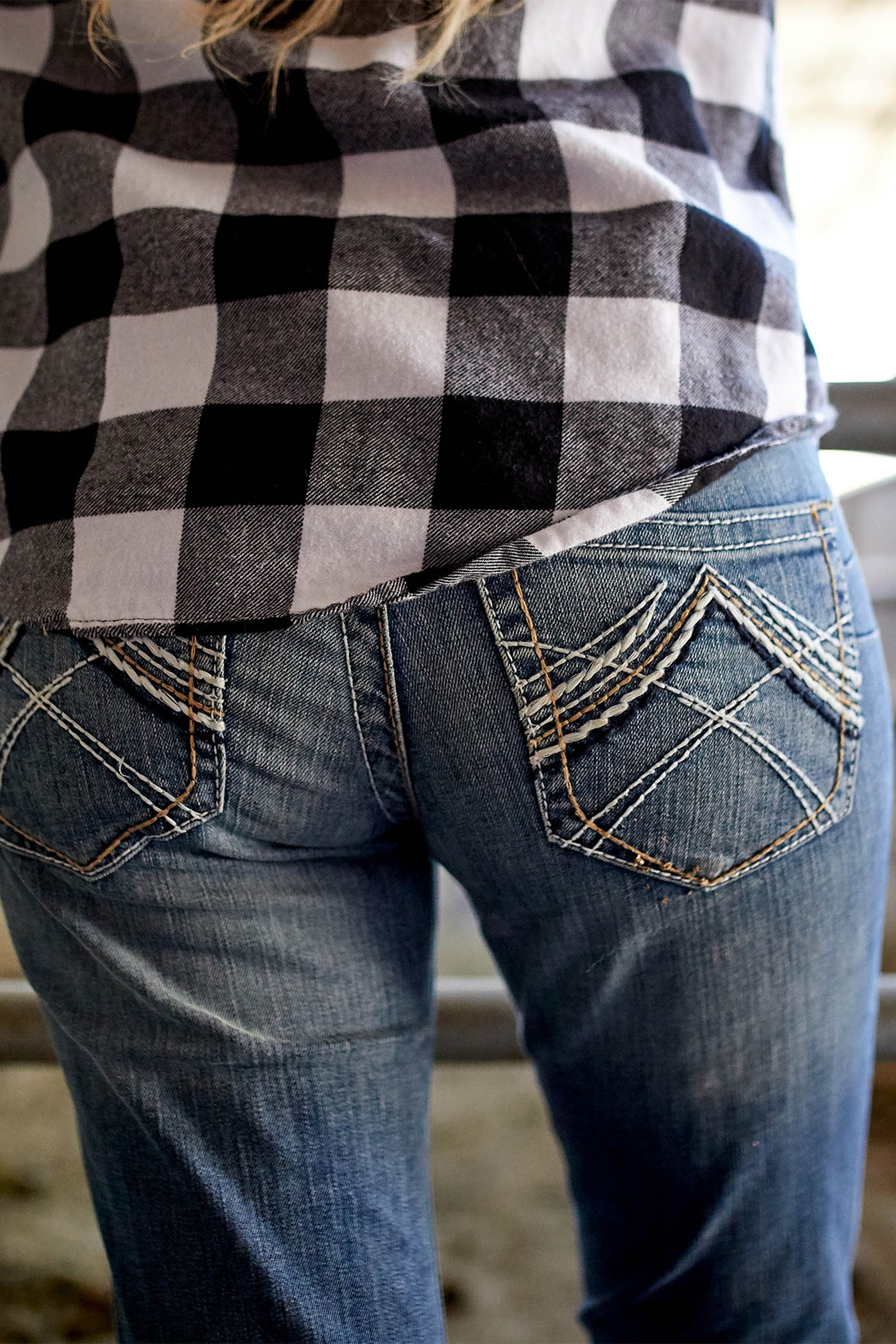 Ariat Whipstitch R.E.A.L. Damen Bootcut Stretch Jeans mit mittelhohem Bund